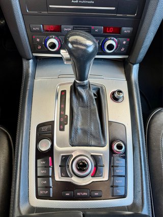 Audi Q7 2010 3.0TDI  RESTILING ETIQUETA C