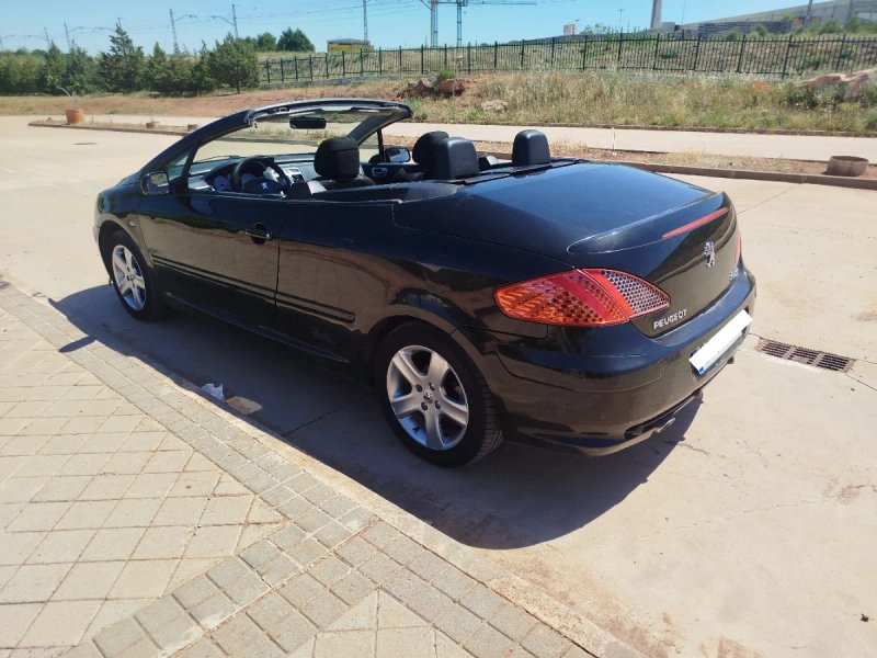 Peugeot 307 2004 - foto 1