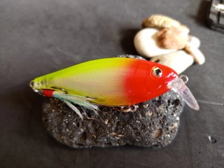 Lote de señuelos de pesca a spinning