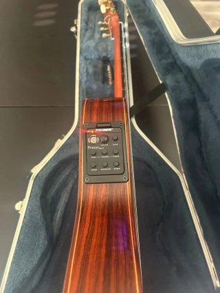Guitarra Alhambra 5p con Electrónica Fishman