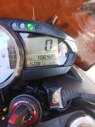 Kawasaki Z1000 OLHINS y BREMBO,año 2007