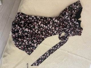 Vestido Mariposas Escote V Talla 40/42