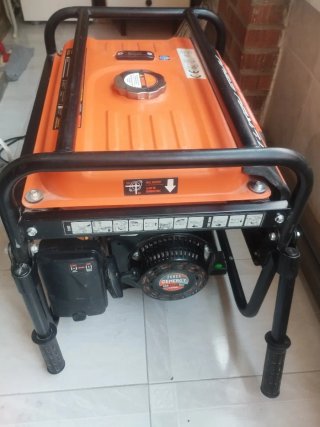 Generador Eléctrico Turbo 2300W