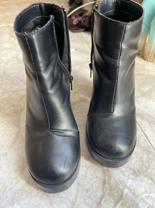 Botines negros de tacón plataforma