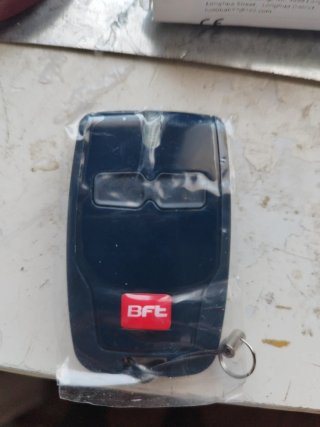 Mando garaje BFT