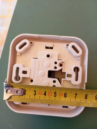 Enchufe de superficie 10A 250V