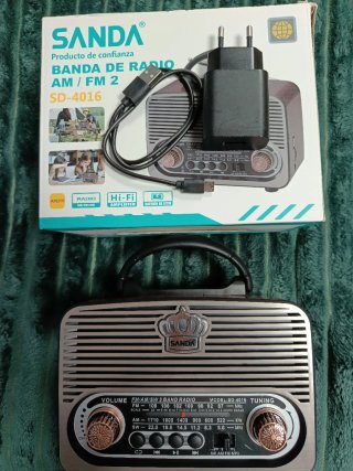 Vendo Radio Sanda SD-4016 AM/FM 2 Bluetooth USB