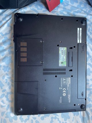 Portátil Sony VAIO VGN-FE11S