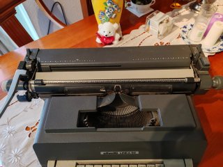 Máquina de escribir Olivetti Linea 98 Vintage