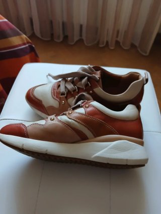 Zapatillas Pikolinos Marrones y Beige