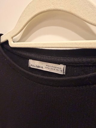 Camiseta negra fruncida