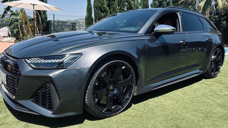 Audi RS6 FULL EQUIP - foto 1