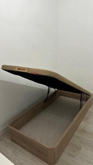 Cama Canapé individual con base tapizada Relax