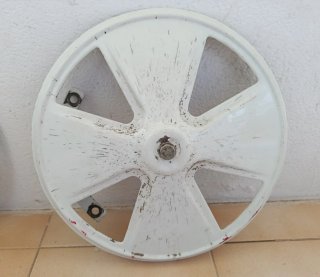 Tapacubos metálicos Vespa Blancos (2 unidades)