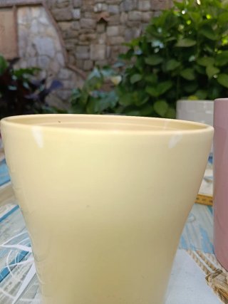 Coppia Portavasi Ceramica Giallo e Rosa