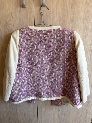 Conjunto traje morado y beige