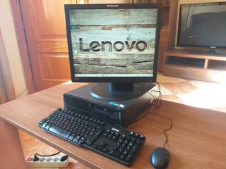 Lenovo ThinkCentre M81.
