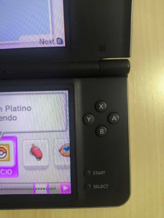 Nintendo DSi XL Dorada