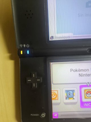 Nintendo DSi XL Dorada