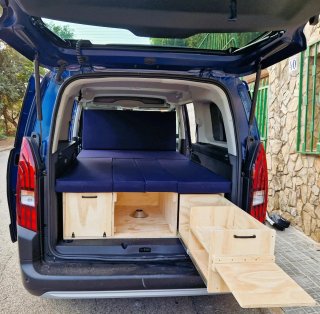 Mueble Camper Furgoneta Cama y Almacenaje