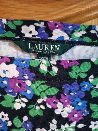 Camiseta floral Ralph Lauren.