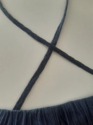 Vestido tirantes cruzados Azul oscuro.