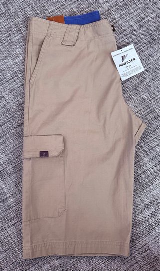 Bermudas niño color beige