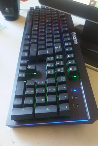 Teclado Gamer Nacon PCCL 700OMSP RGB
