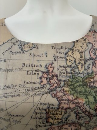 Vestido mapa mundo original raso