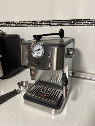 Cafetera espresso De’Longhi Linea Classic