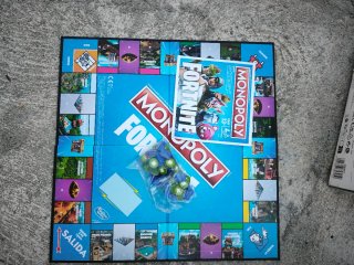 Monopoly Fortnite Edición Hasbro Gaming