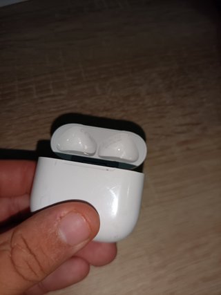 Auriculares inalámbricos blancos (ANC)