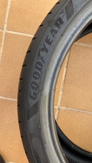 Neumáticos Goodyear Eagle F1 245/35/19 93Y