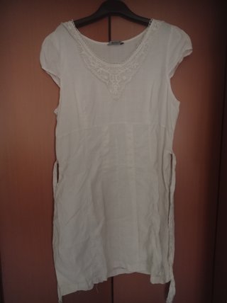 Due vestiti + top e canotta omaggio