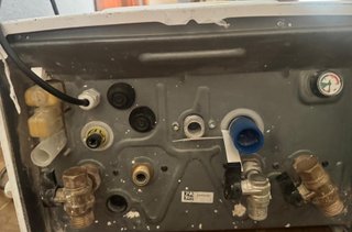 Caldaia a condensazione a gas marca Baxi