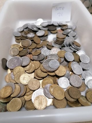4 kg de Pesetas Antiguas + Extras