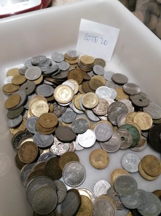 4 kg de Pesetas Antiguas + Extras