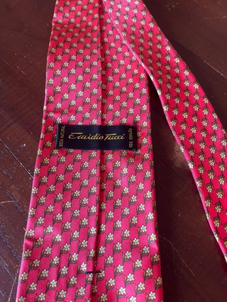 Corbata roja con estampado flora de seda natural