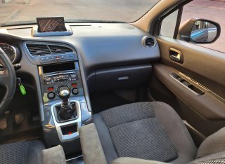 Peugeot 5008 2010