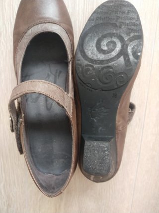Zapatos cómodos tacón marrón