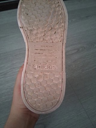 Zapatillas Adidas Court Blancas y Rosas
