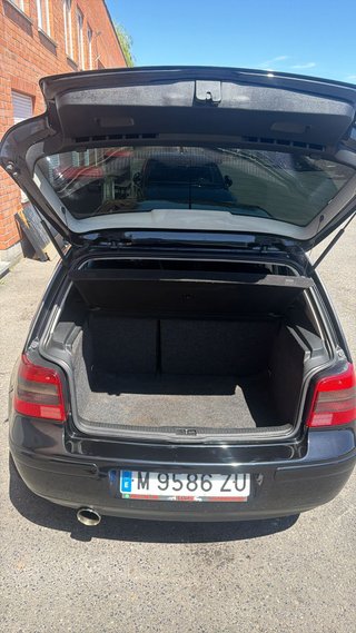 Volkswagen Golf 2000