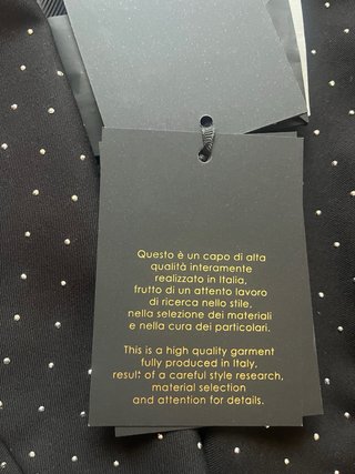 Vestido Simona Corsellini tipo esmoquin