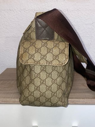Bolso Gucci GG Supreme Lona Revestida Beige y Éban