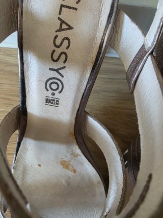 Sandalias Classy@ doradas tacón alto T39