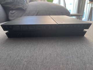 Consola PS4 Negra