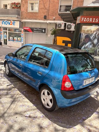 Renault Clio 2003