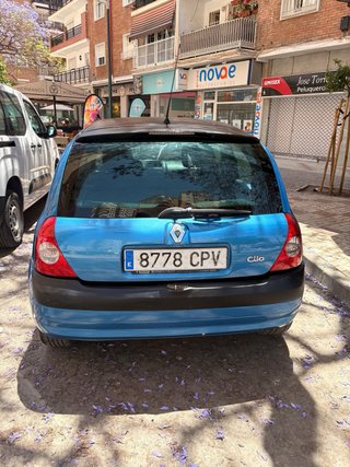 Renault Clio 2003