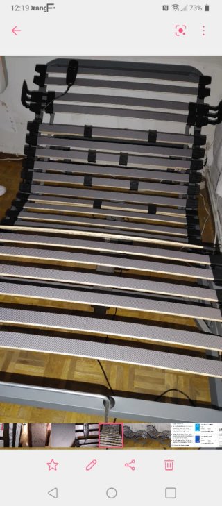 Cama articulada metálica y de madera