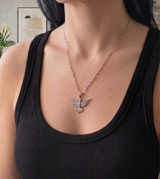 Collana con ciondolo a forma di fenice